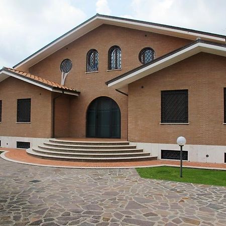 Villa Smeraldo Roma Infernetto Екстериор снимка