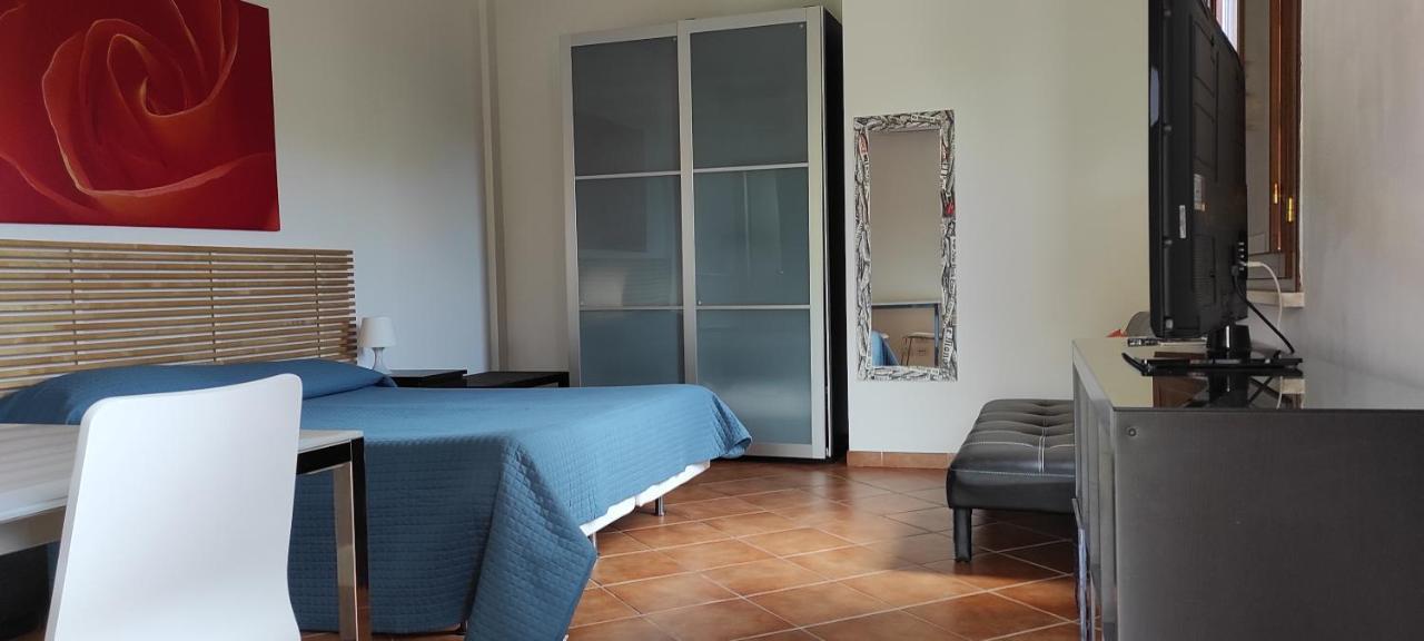 Villa Smeraldo Roma Infernetto Екстериор снимка