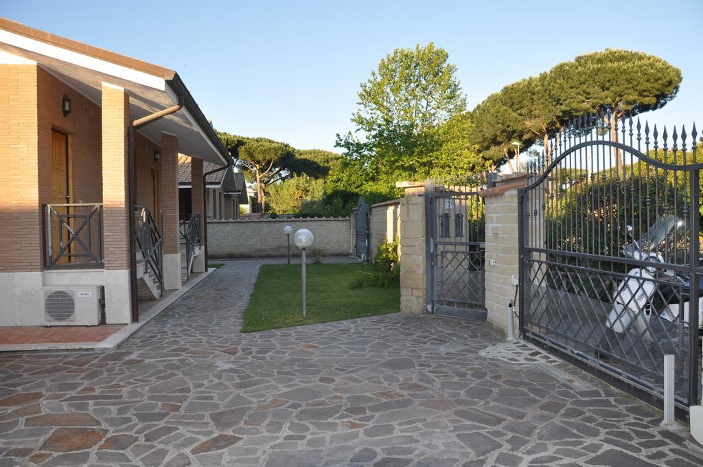 Villa Smeraldo Roma Infernetto Екстериор снимка